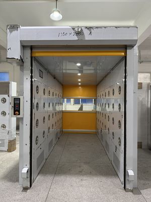 Industrial Heavy-Duty Air Shower with Segmented Windproof Design and 0.8mm Tear-Resistant Curtain for ISO 14644-1 Compliant Cleanrooms