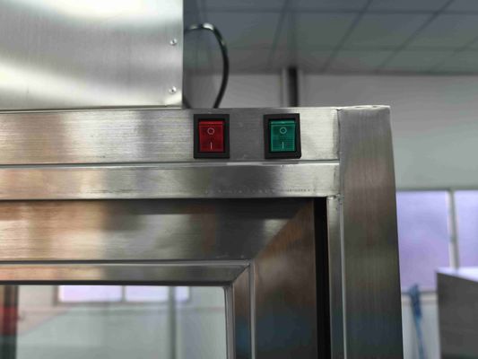 304L Stainless Steel Cleanroom Wardrobe with 25-Person Capacity for ISO 14644 & GMP Pharma Storage